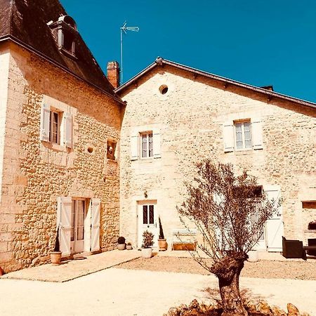 Bed and Breakfast Maison Du Roc Champagnac-de-Belair Экстерьер фото