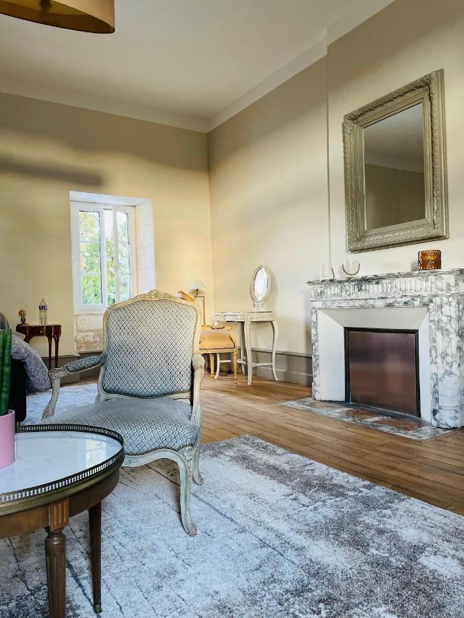 Bed and Breakfast Maison Du Roc Champagnac-de-Belair Экстерьер фото